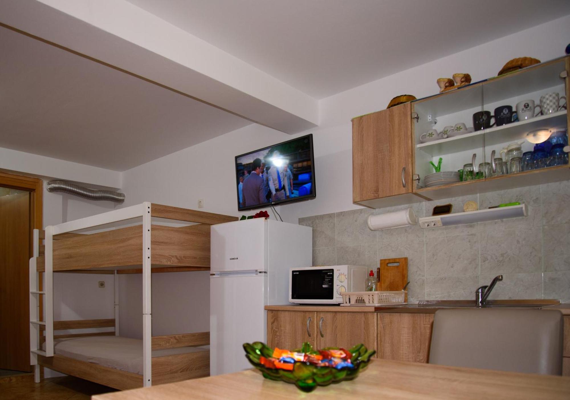 Apartments Cvitini Dvori Garjak Vrlika 外观 照片