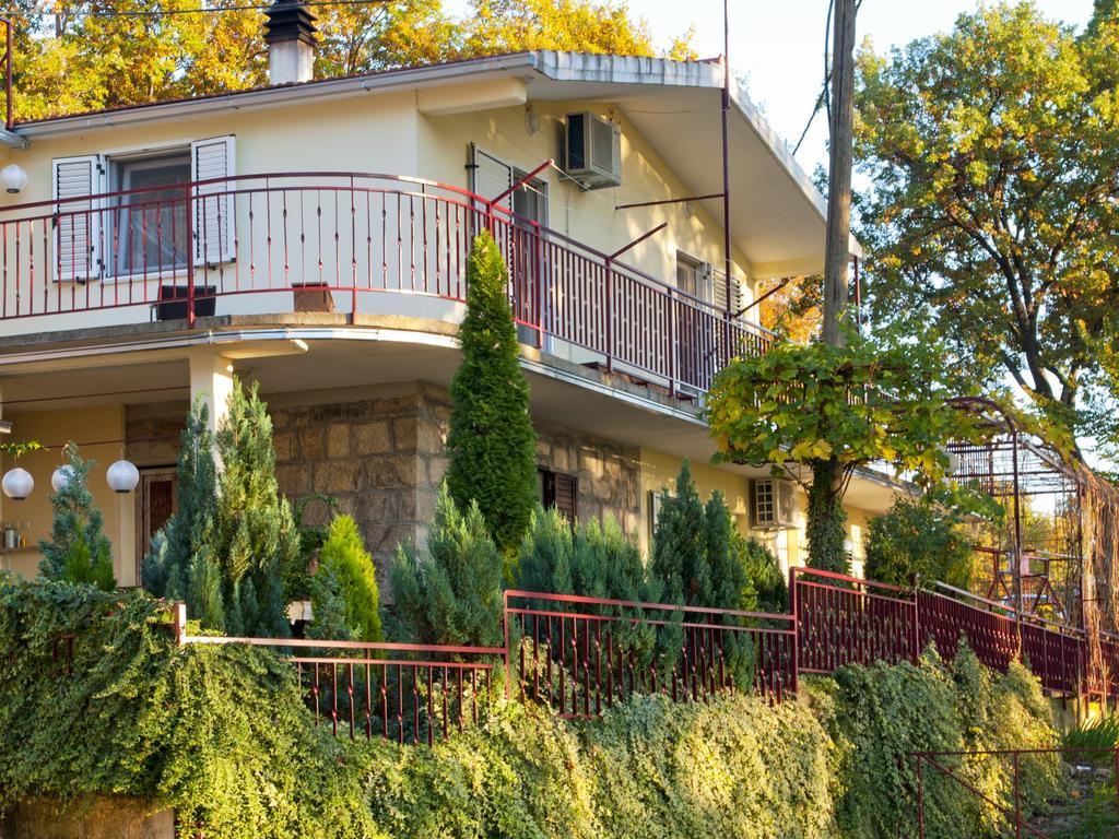 Apartments Cvitini Dvori Garjak Vrlika 外观 照片